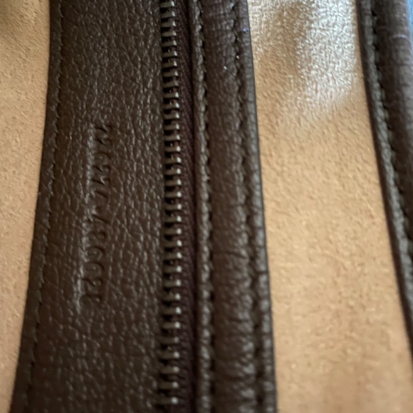 Gucci Aphrodite Medium Shoulder Bag - Picture 10 of 13